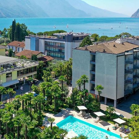 Hotel Venezia Riva del Garda Exterior photo