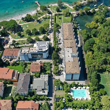 Hotel Venezia Riva del Garda Exterior photo